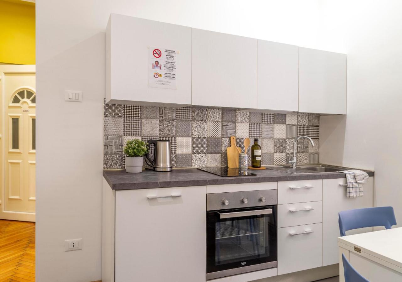 Apartment Elegante Vicino Stazione - Grey