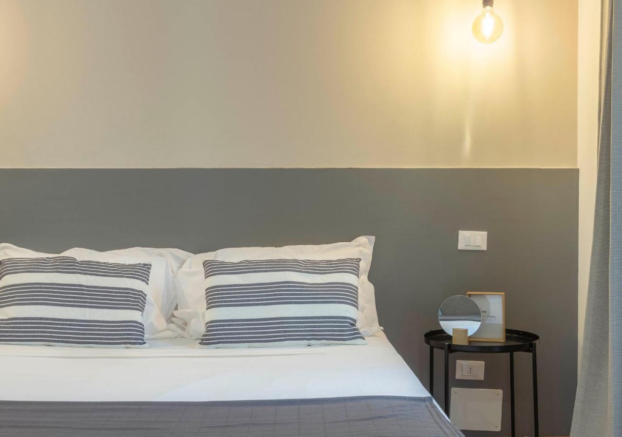 Elegante Vicino Stazione - Grey Apartment Trieste