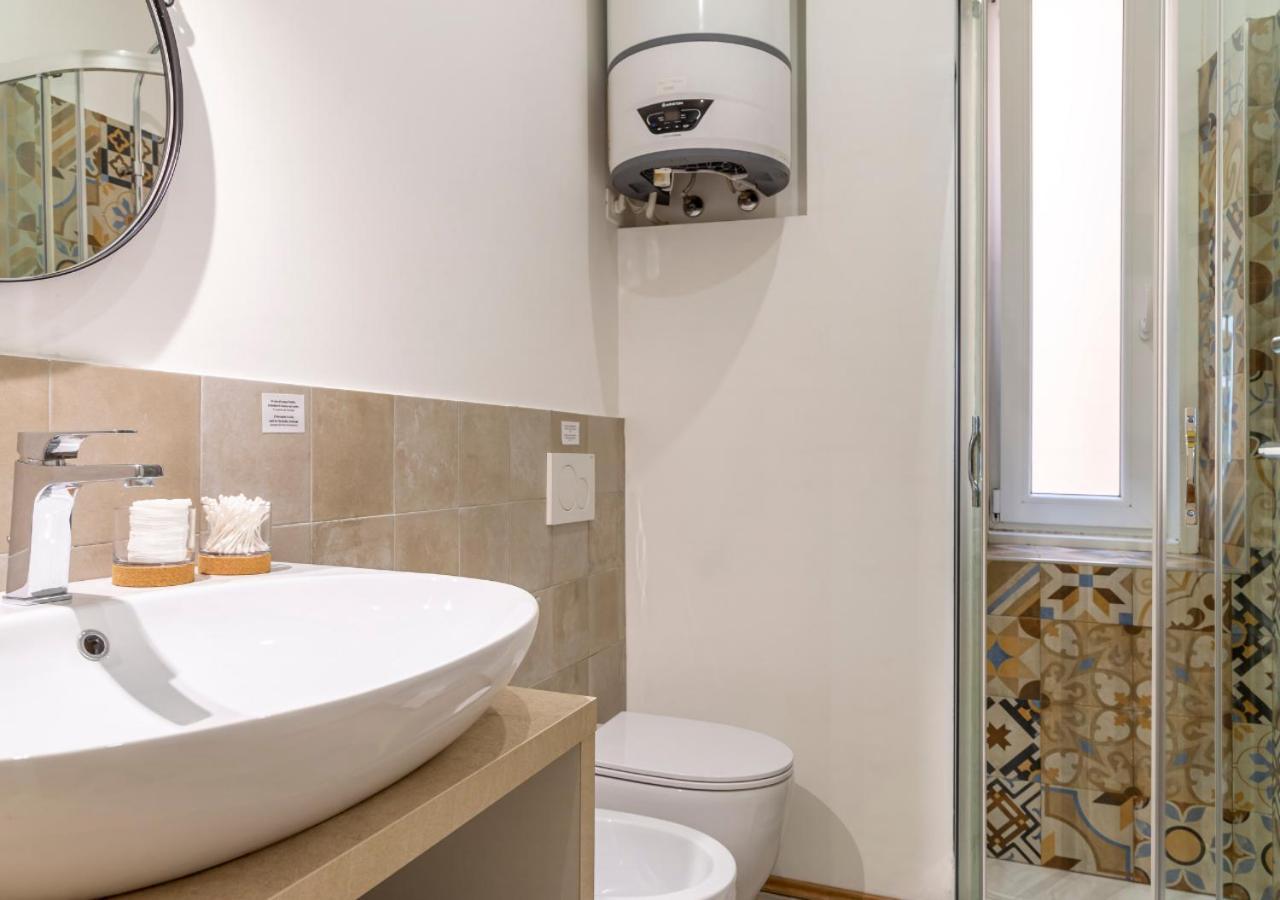 Elegante Vicino Stazione - Grey Apartment Trieste